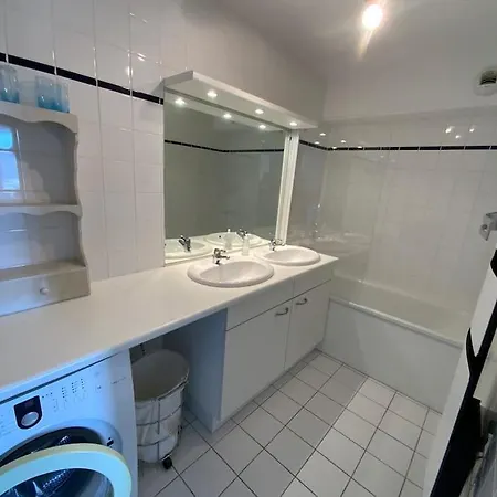 Superbe Vue 4 Personnes Appartement *